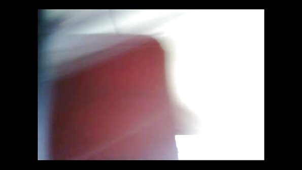 Stedsøster suttede bror, mens tøj seks video xxx blev vasket.