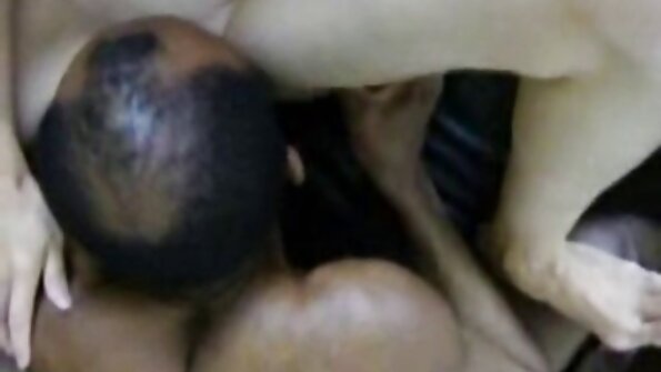 Stedbror knepper Sovende søster i nærbillede fisse. sex tube porno